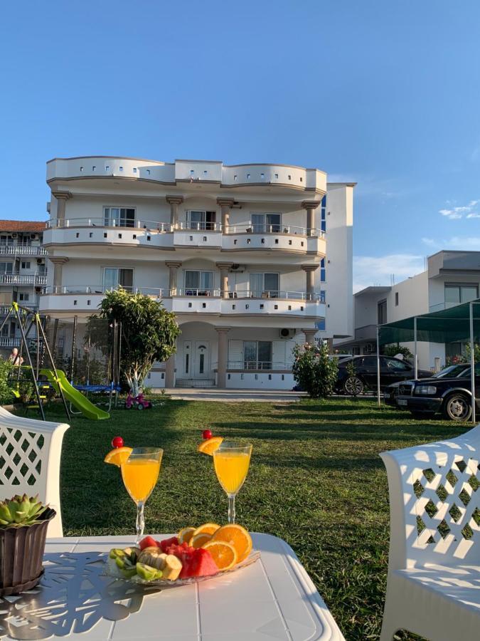 Apartmens Xhenis Lux Ulcinj Exterior photo