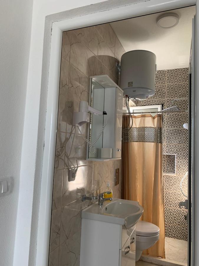 Apartmens Xhenis Lux Ulcinj Exterior photo